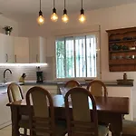 Abril Villa Cómpeta